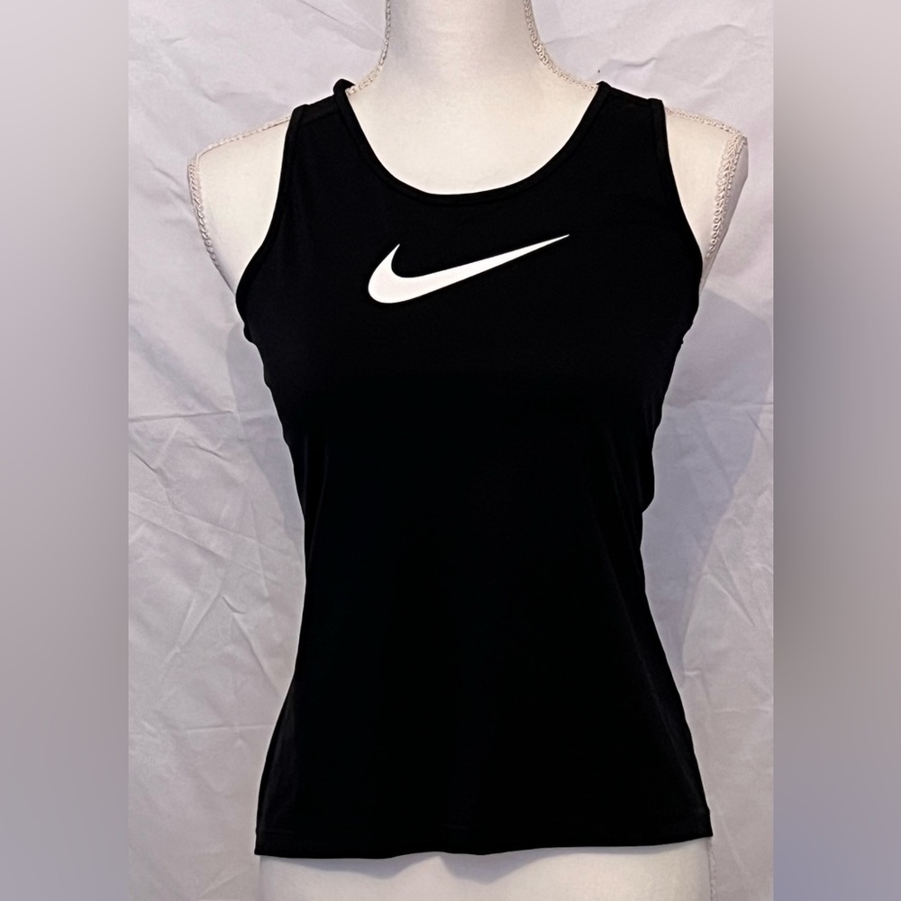 Nike muscle back